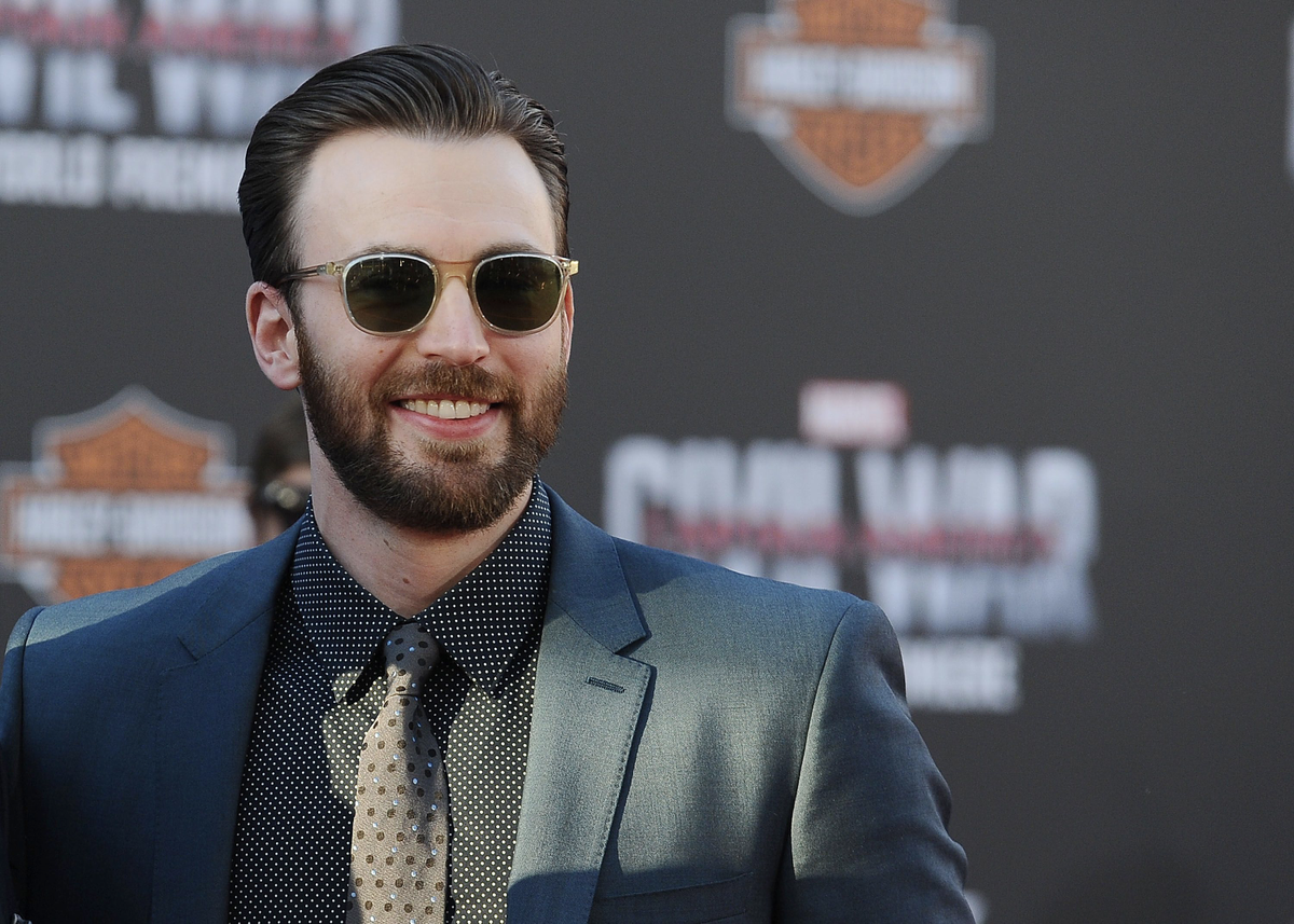 Instagram của tài tử Chris Evans tăng folow vùn vụt, lý do đằng sau mới thật sự bất ngờ Ảnh 7