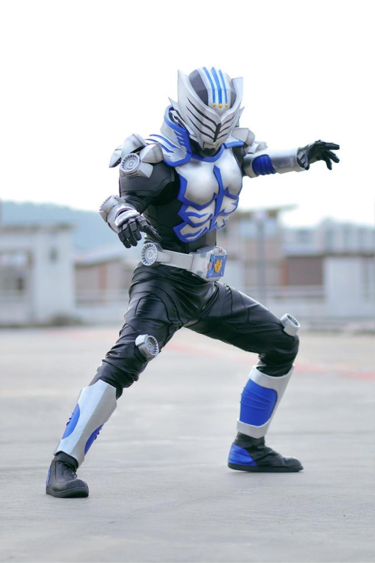 Trầm trồ trước loạt ảnh cosplay Kamen Rider Tiger cực chất Ảnh 21