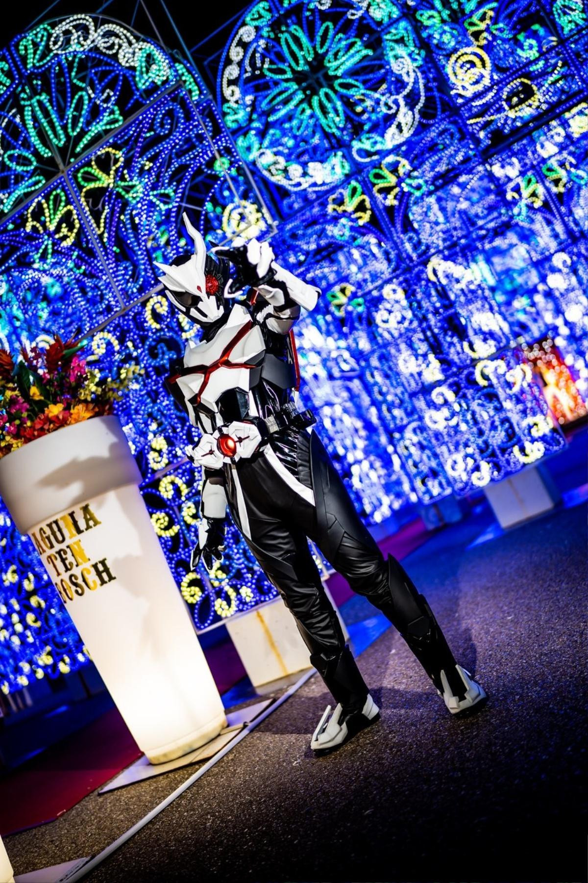 Kamen Rider Ark-One ngoài đời thực: Đỉnh cao cosplay là đây Ảnh 3