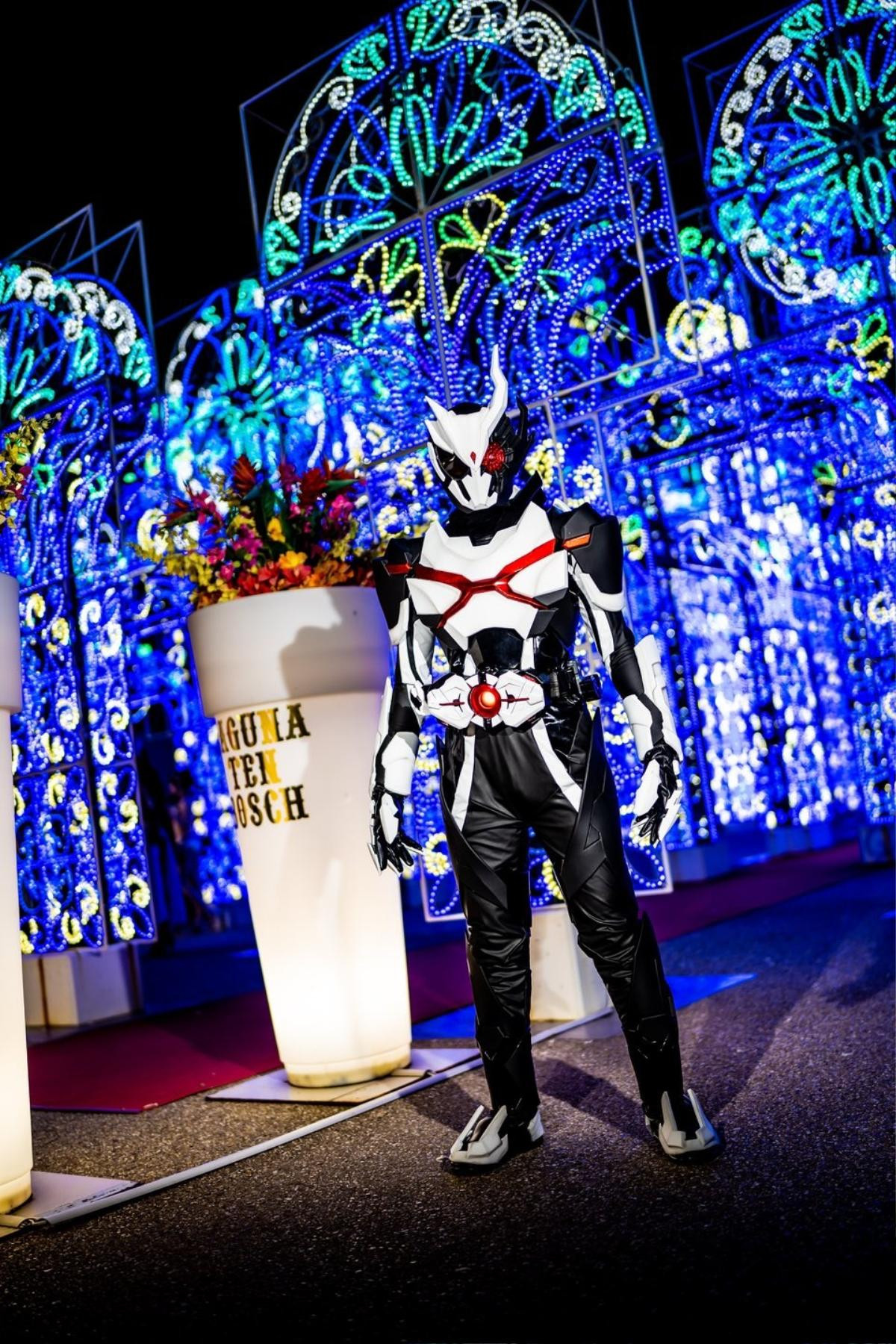 Kamen Rider Ark-One ngoài đời thực: Đỉnh cao cosplay là đây Ảnh 4