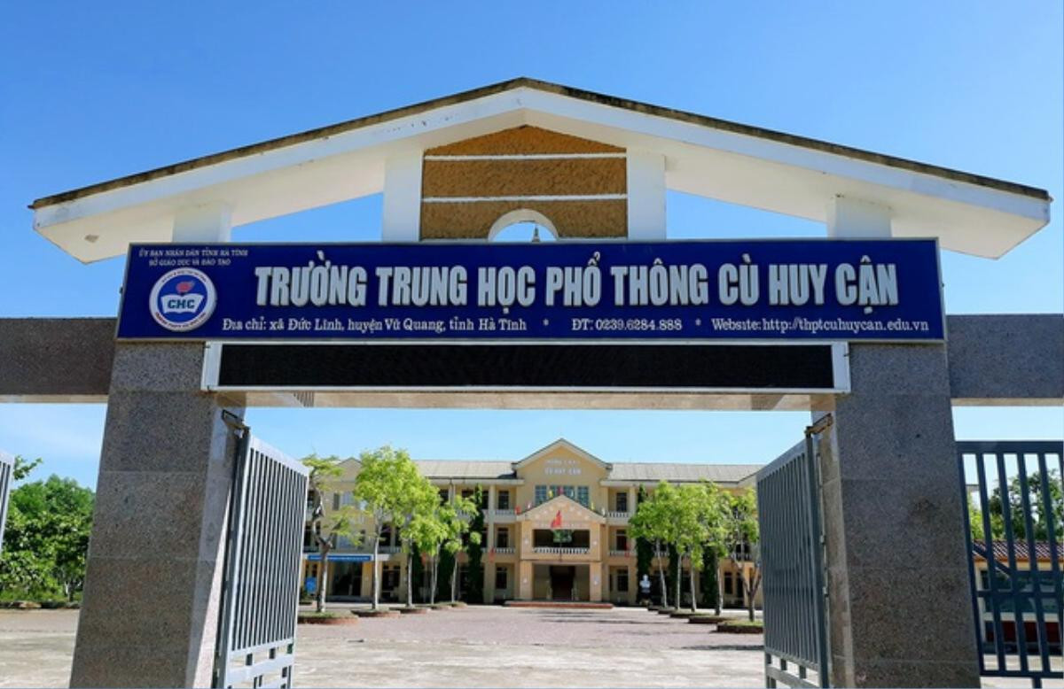 Một thí sinh Hà Tĩnh tăng 22,5 điểm sau khi phúc khảo điểm thi tốt nghiệp THPT Ảnh 1