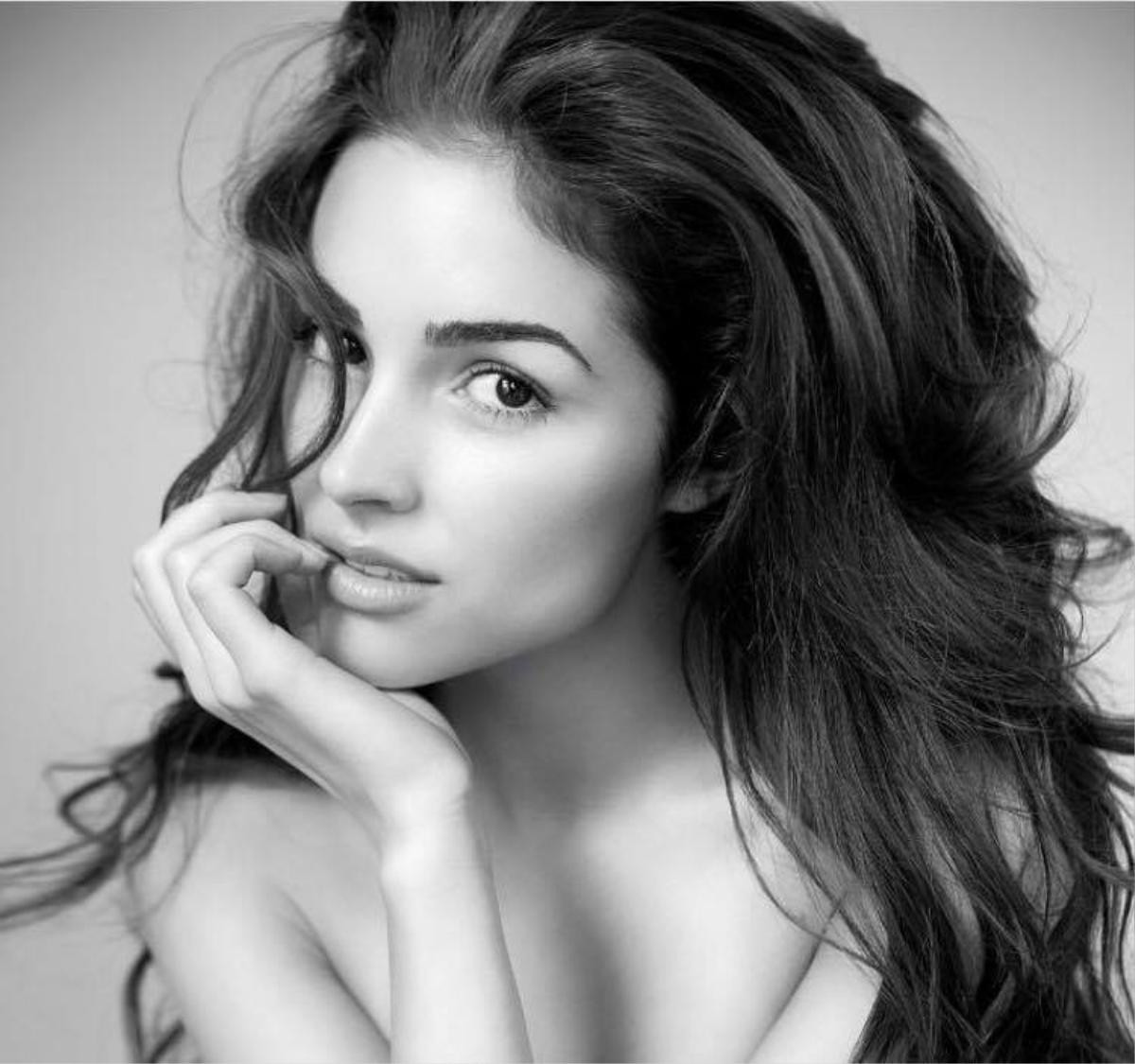 Nhan sắc Olivia Culpo, Hoa hậu Hoàn vũ 2012 đang hẹn hò với ngôi sao bóng bầu dục Mỹ Ảnh 8