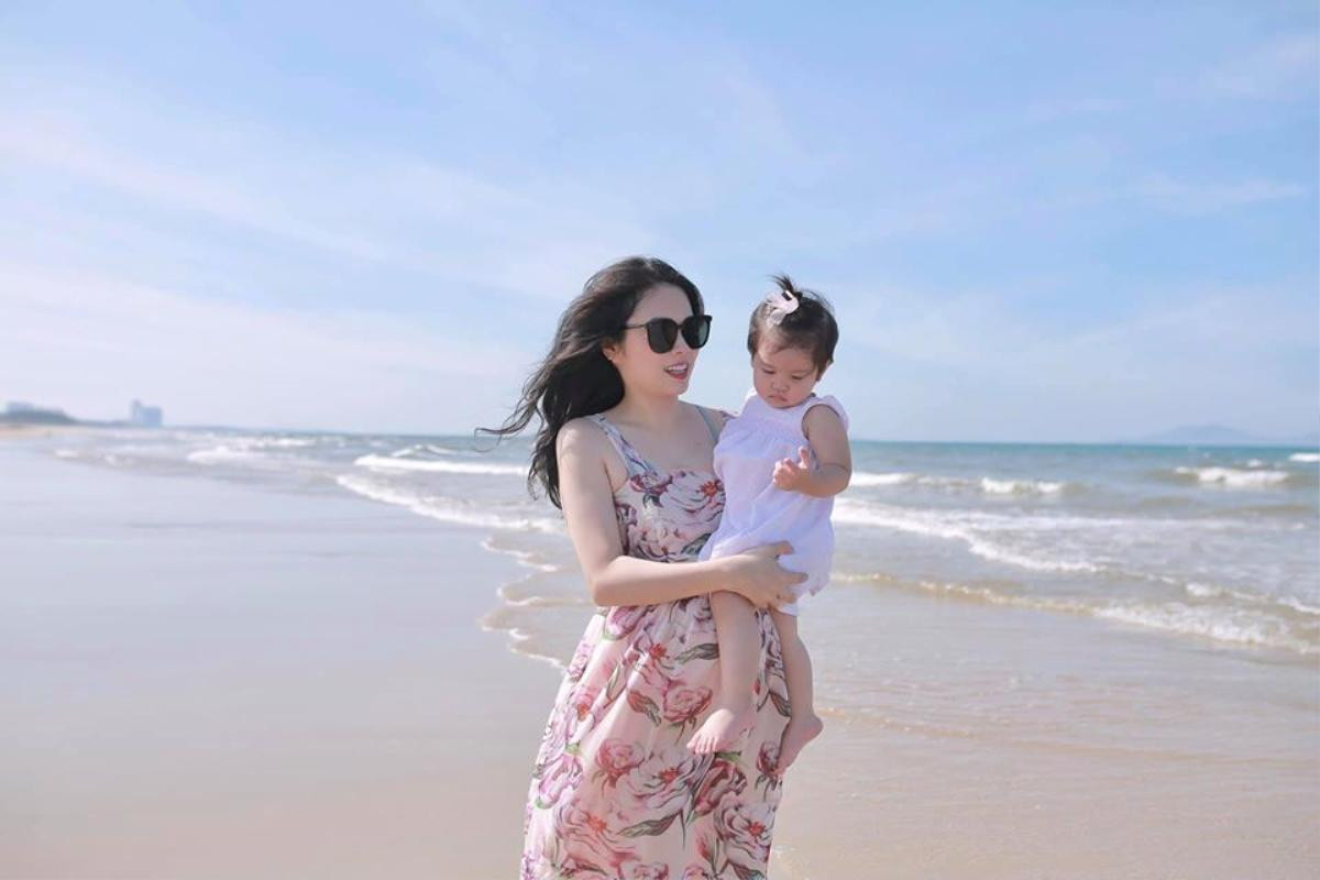 'Tái xuất' sau 2 tháng 'ở ẩn', nhan sắc của hotmom Hằng Túi ở những tháng cuối thai kỳ gây bất ngờ Ảnh 7