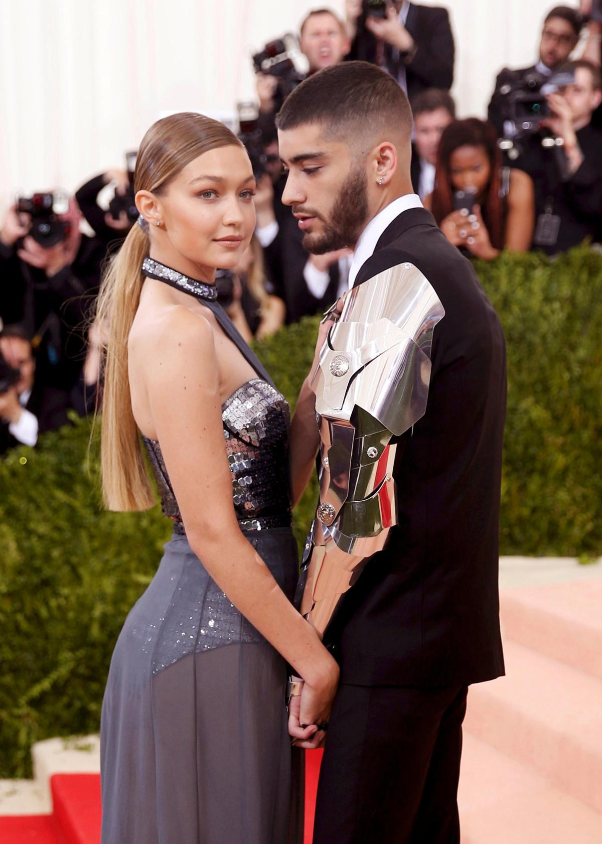 Gigi Hadid hạ sinh con gái đầu lòng cho bạn trai Zayn Malik Ảnh 1