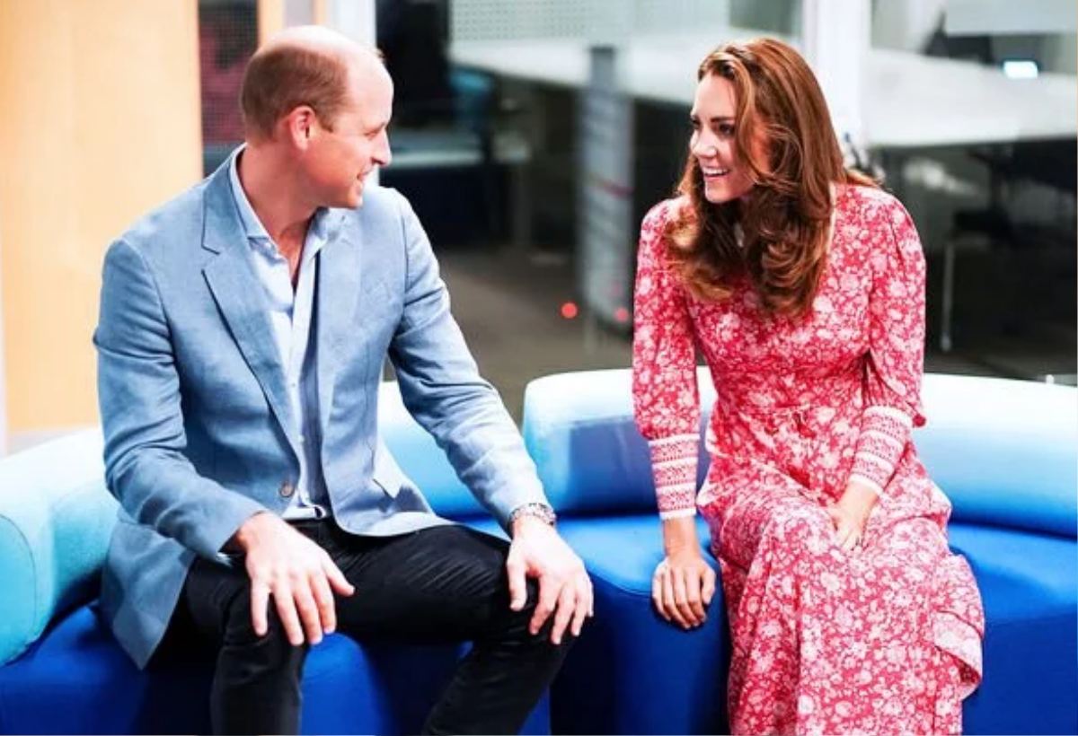 Cử chỉ vô tình tiết lộ thay đổi trong mối quan hệ giữa Kate và William Ảnh 3