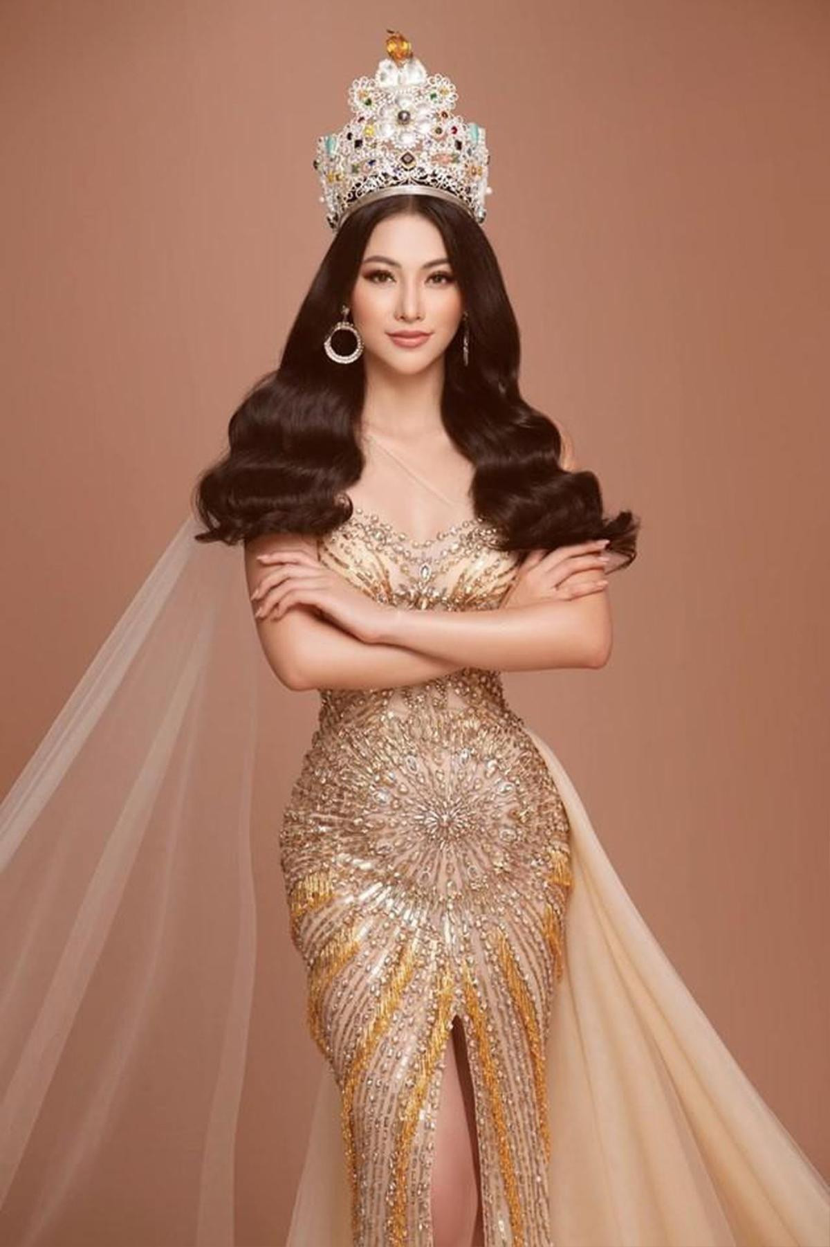 Mỹ nhân Thái thi Miss Earth 2019 ngang nhiên thi tiếp năm 2020, fan Việt 'triệu hồi gấp' Nam Em - Hà Thu Ảnh 18