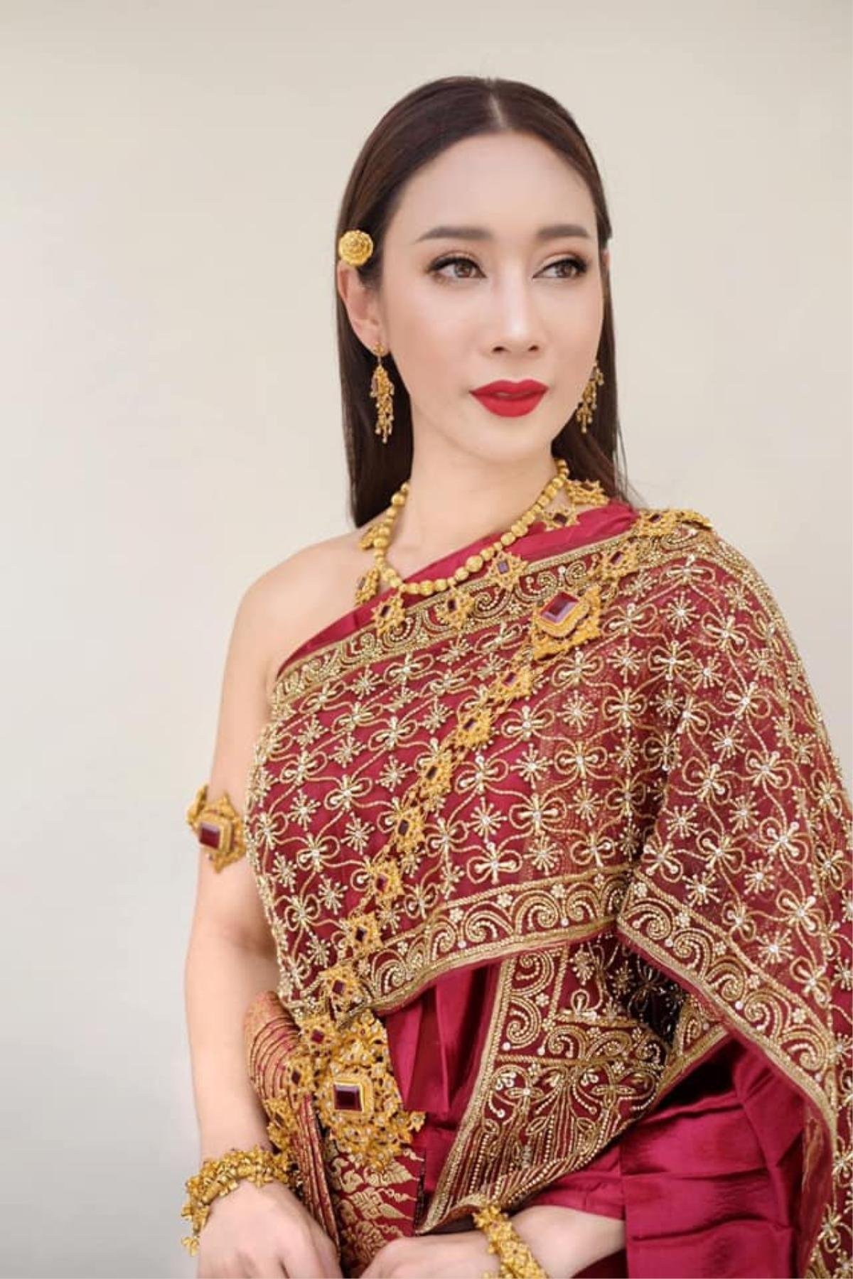 Mỹ nhân Thái thi Miss Earth 2019 ngang nhiên thi tiếp năm 2020, fan Việt 'triệu hồi gấp' Nam Em - Hà Thu Ảnh 10