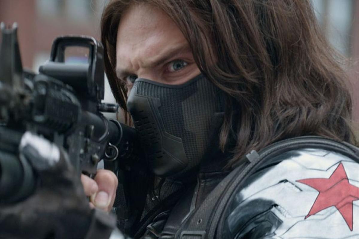 'The Falcon and the Winter Soldier': Rò rỉ loạt ảnh trên xe moto cực ngầu của Sebastian Stan Ảnh 1