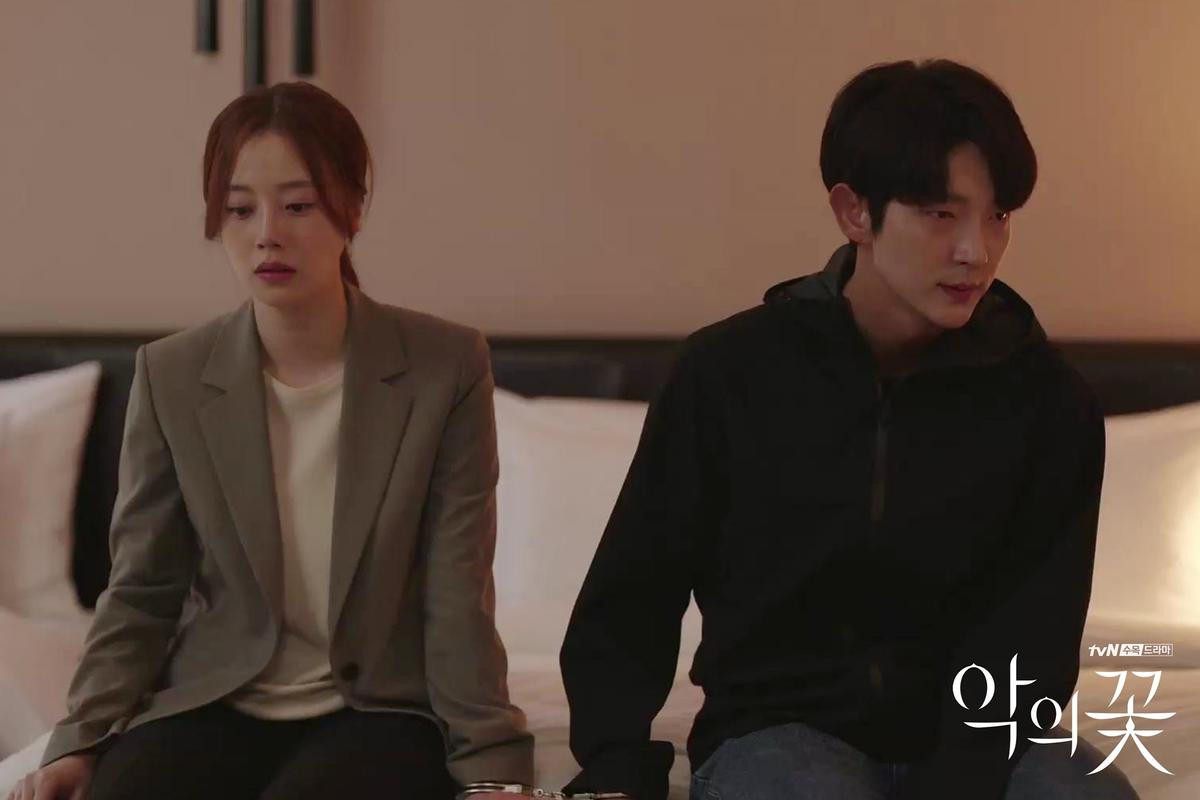 Angela Baby ủng hộ vợ chồng Moon Chae Won - Lee Jun Ki: Là fan cứng 'Hoa của quỷ'! Ảnh 10