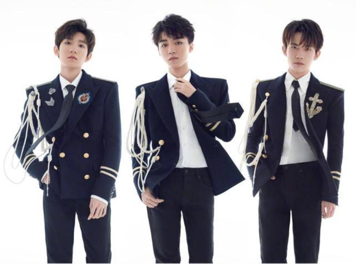 Nhan sắc TFBoys trong lần tụ họp gần nhất dưới ống kính của CCTV: Dịch Dương Thiên Tỉ bị chế giễu như quả bí ngô, Vương Nguyên lộ chiều cao khiêm tốn Ảnh 1