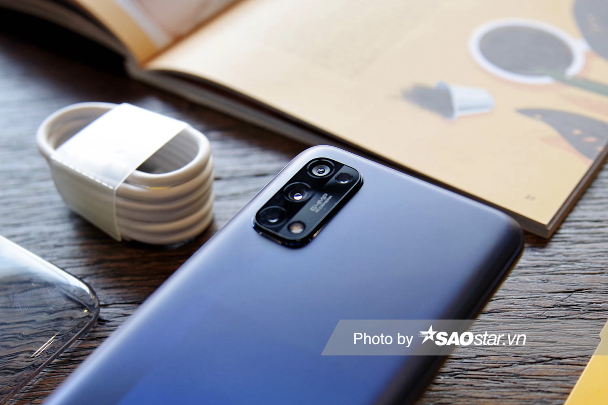 Mở hộp Realme 7 Pro: Ngoại hình ưa nhìn, 4 camera, sạc nhanh 65W Ảnh 5