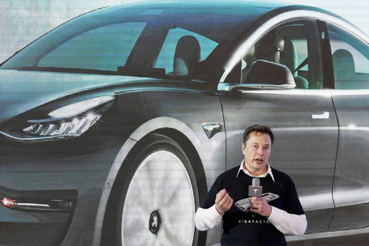 Tesla sẽ ra mắt xe điện giá rẻ, tự lái hoàn toàn trong ba năm nữa Ảnh 1