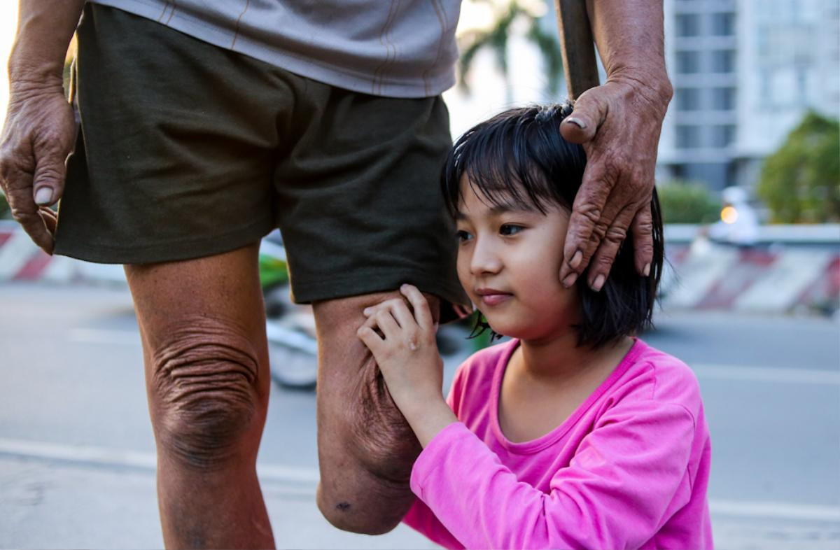 Cô bé 13 tuổi sống cùng cha trên ghe nhỏ: 'Các bạn ở trường ăn hiếp vì nhà con nghèo' Ảnh 5