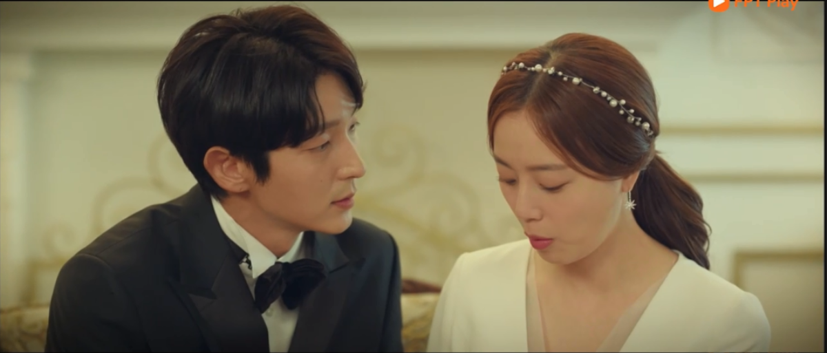 Tập 31 'Hoa của quỷ': Lee Joon Ki mất đi kí ức về Moon Chae Won Ảnh 2