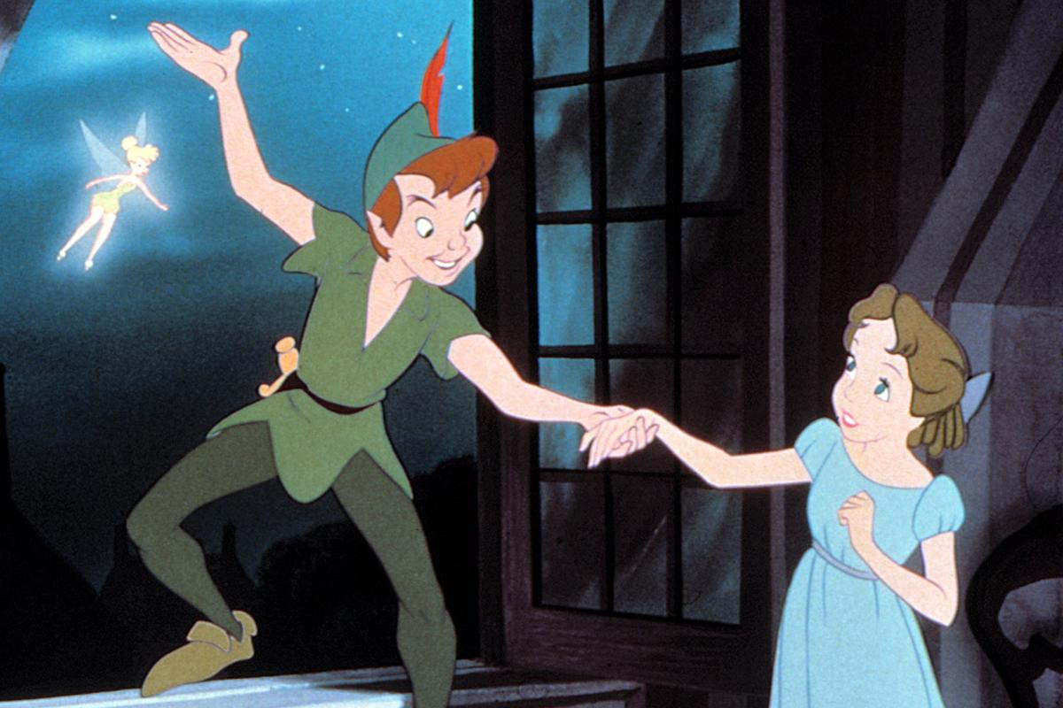 'Peter Pan and Wendy' live-action: Sau nàng tiên cá, Disney 'lại nhuộm da' cho Tinkerbell Ảnh 3