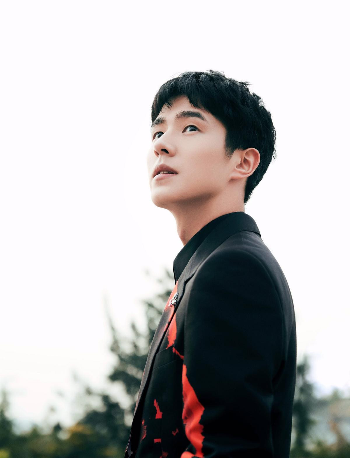 Cận cảnh nhan sắc bộ đôi TFBOYS, Dương Tử và loạt sao Cbiz trước khi đổ bộ thảm đỏ 'Bách Hoa 2020' Ảnh 70