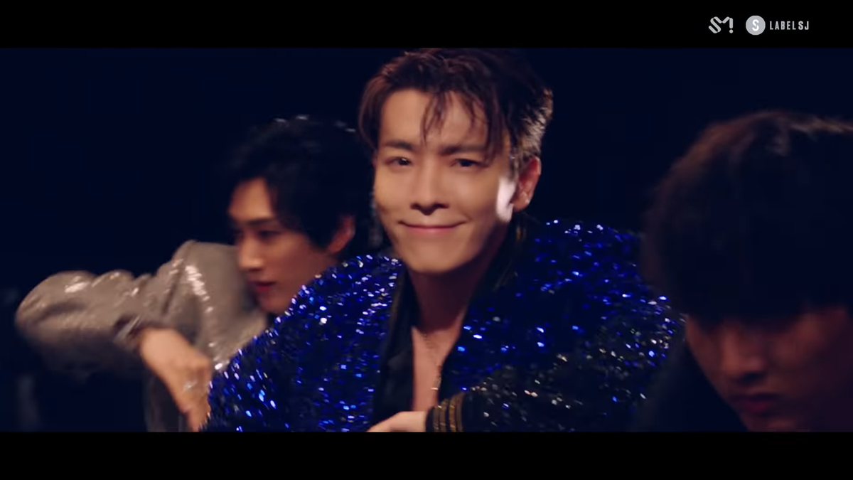 'Trai hư không phải diễn', Super Junior D&E hóa hình tượng Bad Boy đầy thu hút trong MV No love Ảnh 8