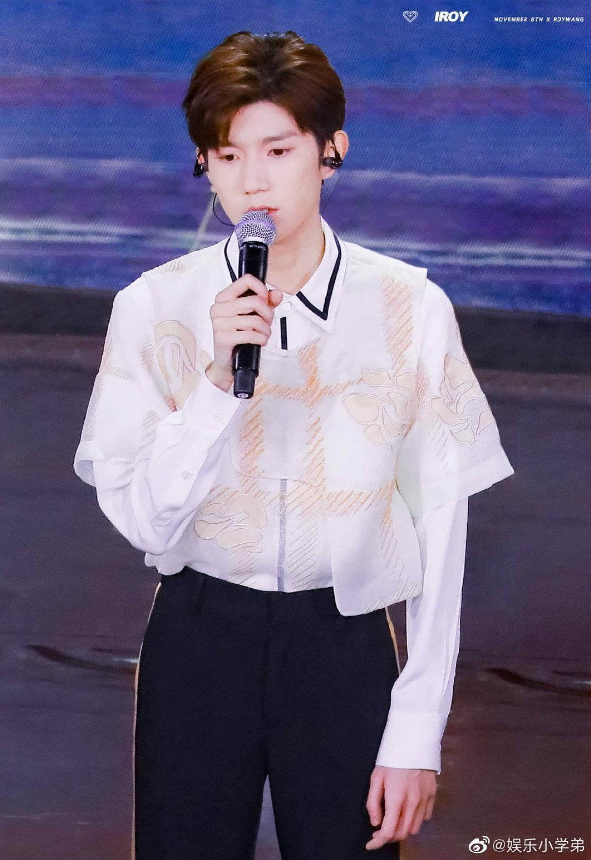 'Đêm hội Trung Thu 2020': Địch Lệ Nhiệt Ba, TFBOYS, Dương Tử cùng loạt sao Cbiz bừng sáng trên sân khấu Ảnh 9