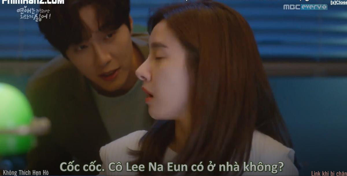 Lonely Enough to Love tập 8: Không thích hẹn hò thế nhưng Kim So Eun lại chủ động hôn bác sĩ Ji Hyun Woo Ảnh 10