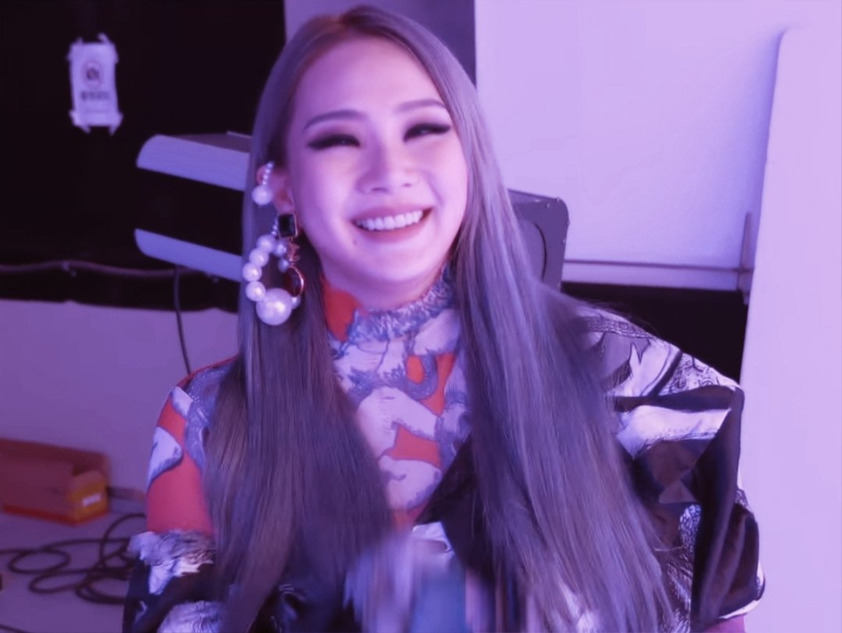 CL phát hành clip hậu trường MV Post Up: 'Thay máu' toàn bộ ê-kíp, 'mách lẻo' biên đạo múa và rối rít xin lỗi fan vì lí do đặc biệt Ảnh 9