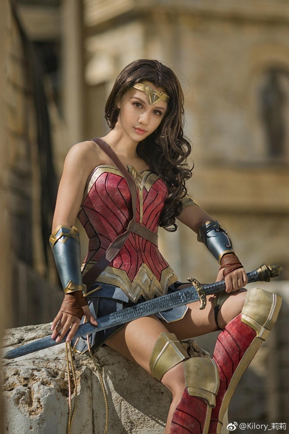 Cùng ngắm loạt ảnh cosplay xinh đẹp mà đầy khí chất về Wonder Woman Ảnh 5