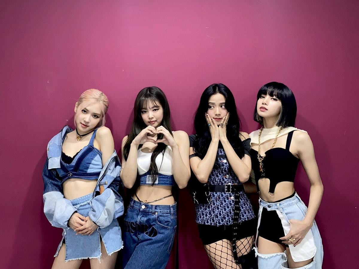 BlackPink cùng The Album tạo nên lịch sử - trở thành nhóm nữ đầu tiên làm được điều này tại Billboard trong 12 năm qua Ảnh 3