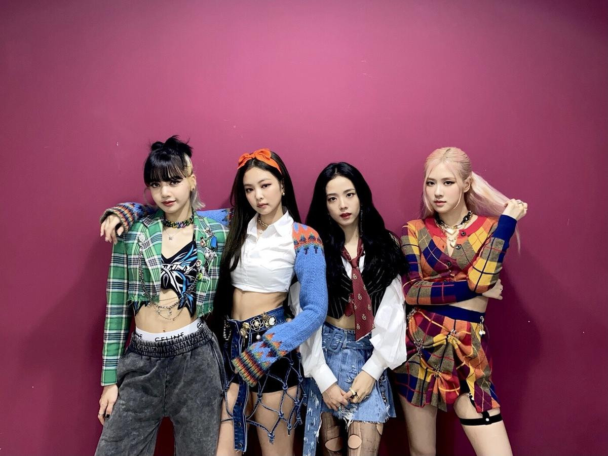 BlackPink cùng The Album tạo nên lịch sử - trở thành nhóm nữ đầu tiên làm được điều này tại Billboard trong 12 năm qua Ảnh 2