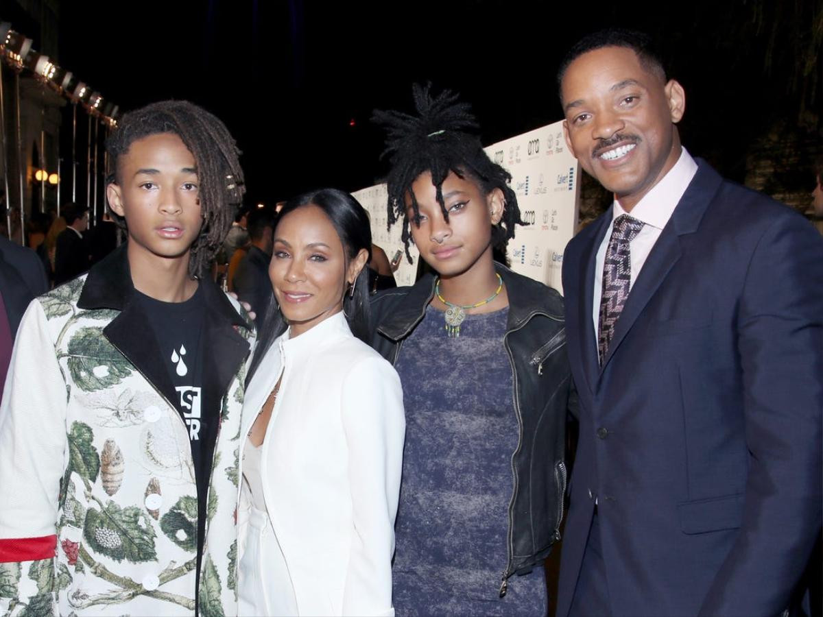 Willow Smith trải lòng về người cha nổi tiếng Will Smith và tuổi thơ nổi loạn. Ảnh 2