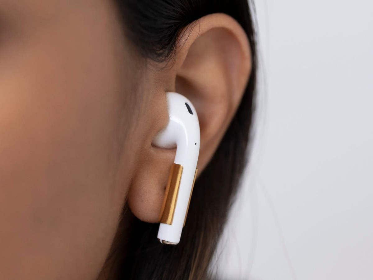 Hãng phụ kiện ra mắt khuyên tai giữ AirPods độc lạ, muốn làm rơi cũng không dễ Ảnh 6