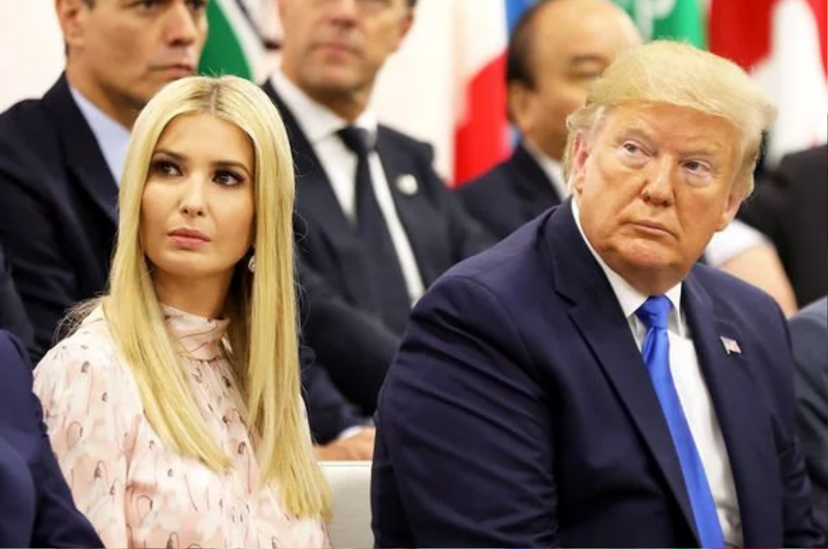 Ngôn ngữ cơ thể cho thấy điều gì ở Ivanka Trump trong nhiệm kỳ của người cha tổng thống? Ảnh 2