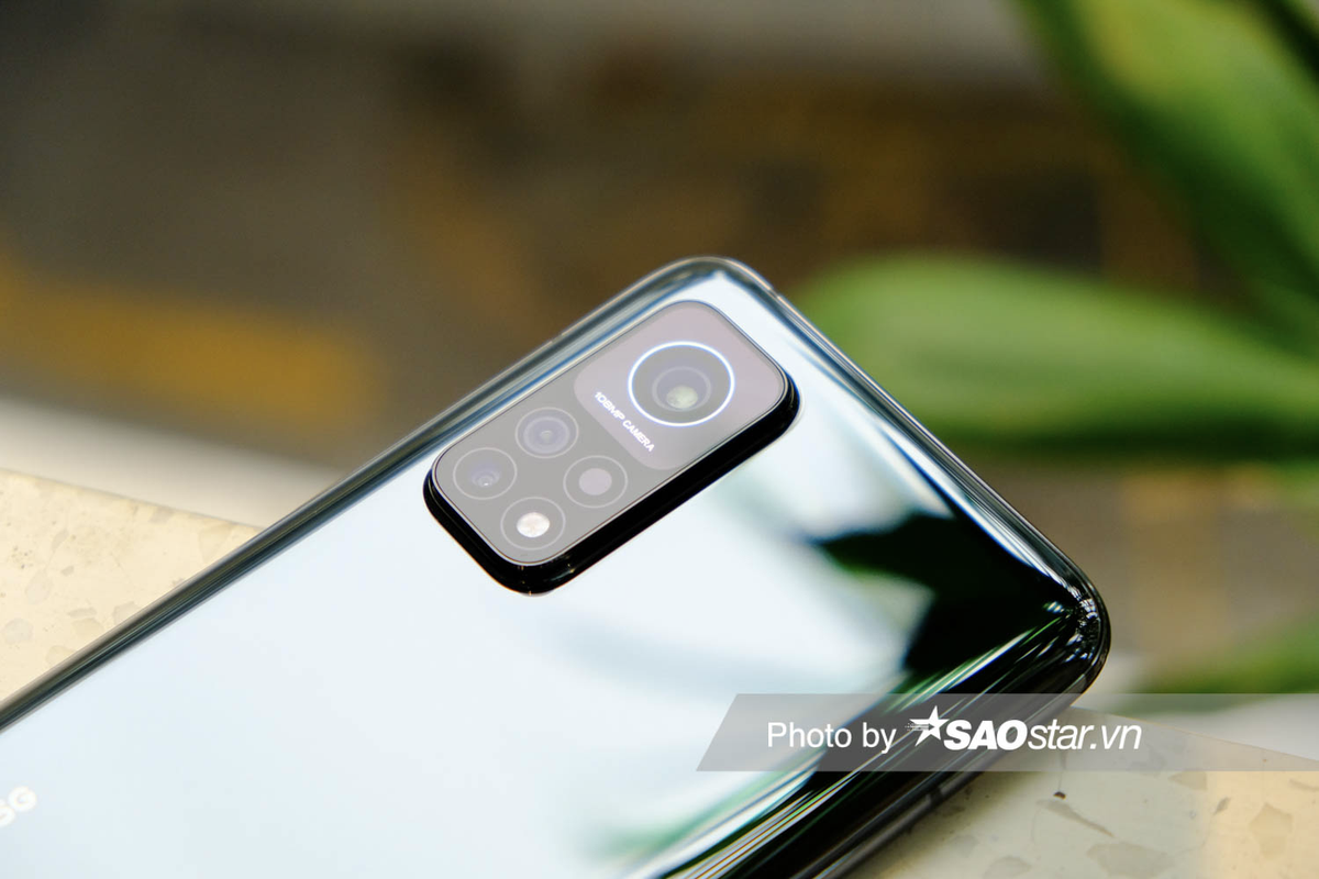 Trên tay Xiaomi Mi 10T Pro 5G: Mặt lưng bóng bẩy, camera là điểm nhấn Ảnh 8