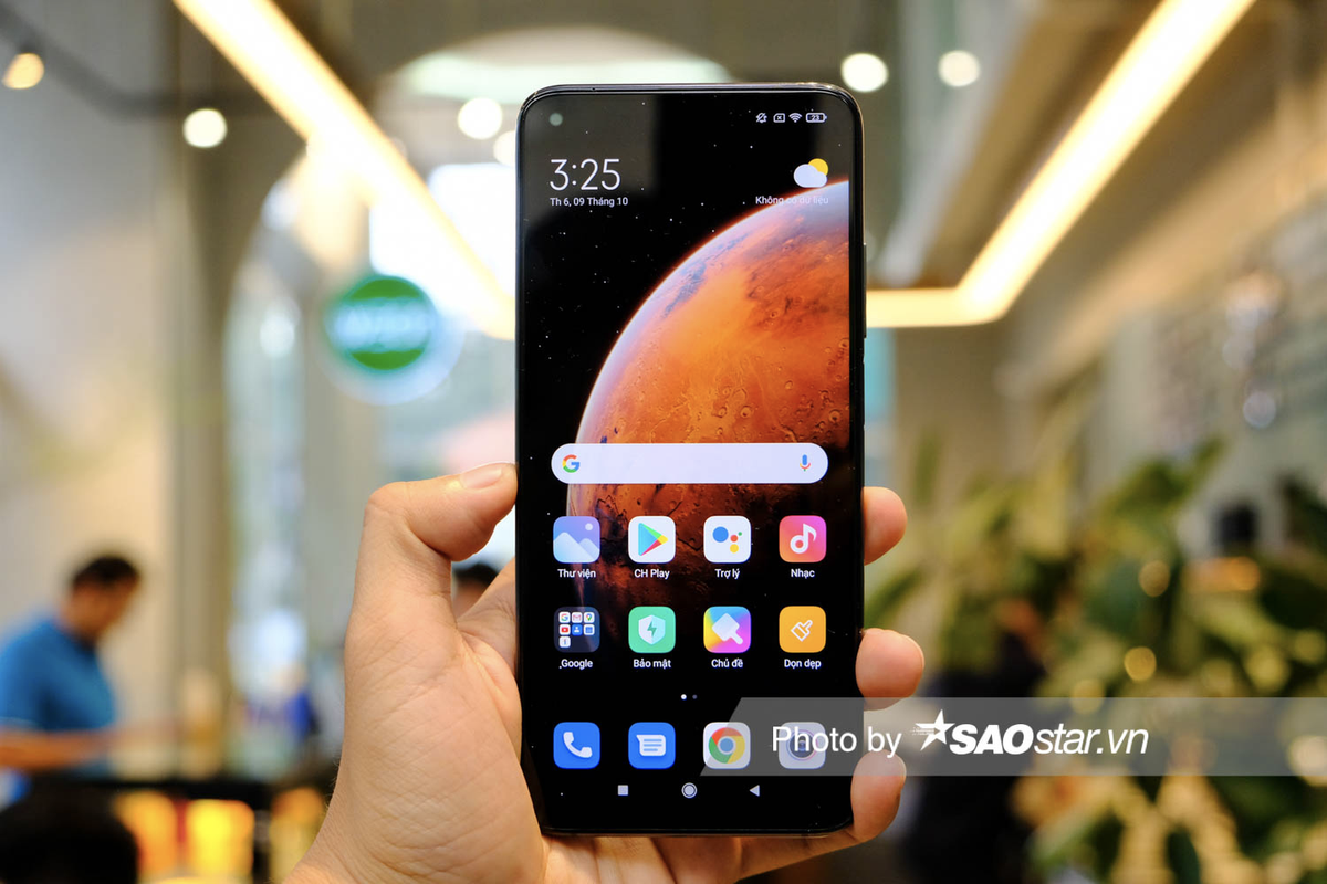 Trên tay Xiaomi Mi 10T Pro 5G: Mặt lưng bóng bẩy, camera là điểm nhấn Ảnh 10