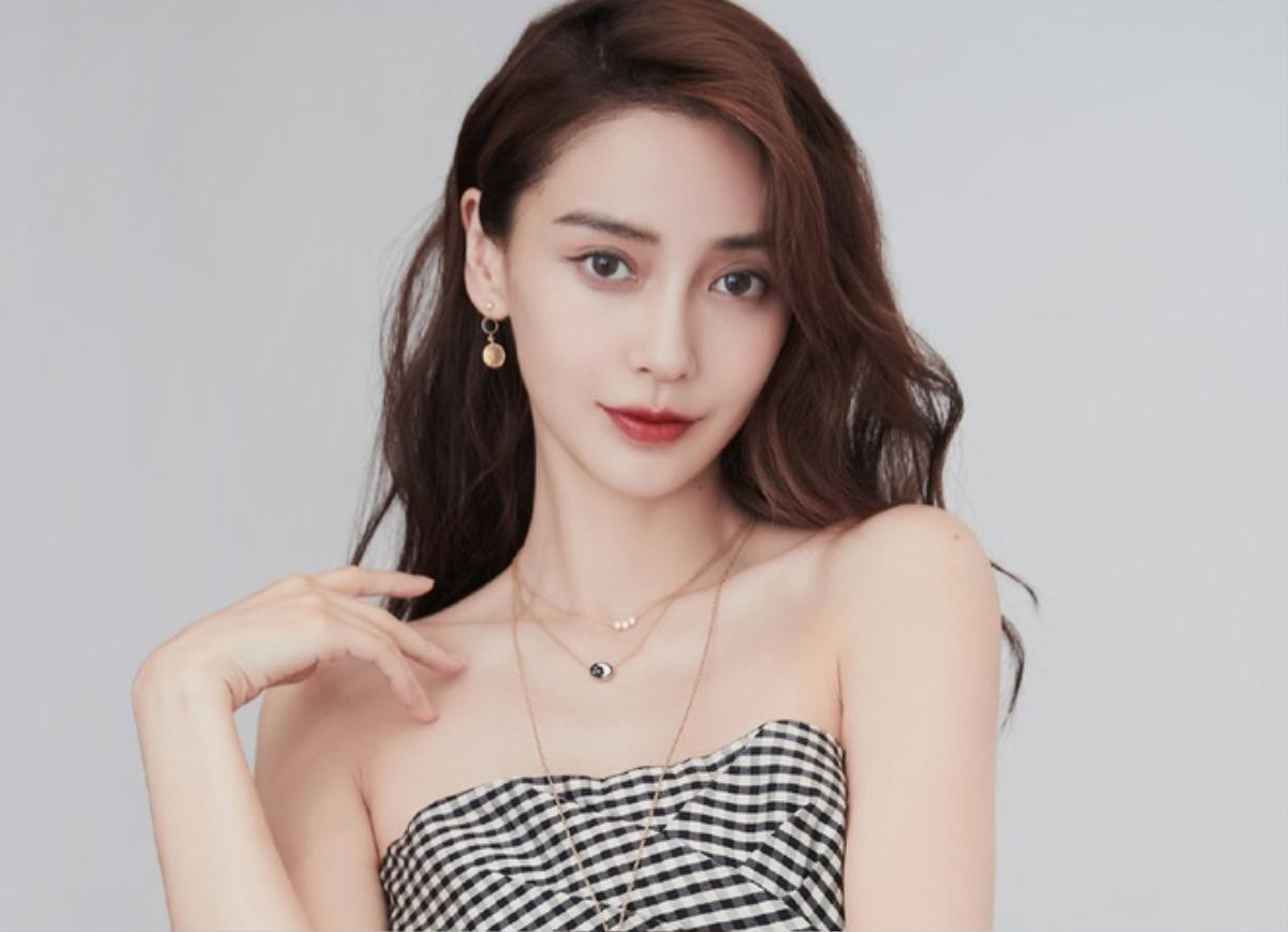 Angelababy bị nghi ngờ gặp biến chứng thẩm mỹ: Khuôn mặt cứng đơ, nhan sắc đáng báo động! Ảnh 6