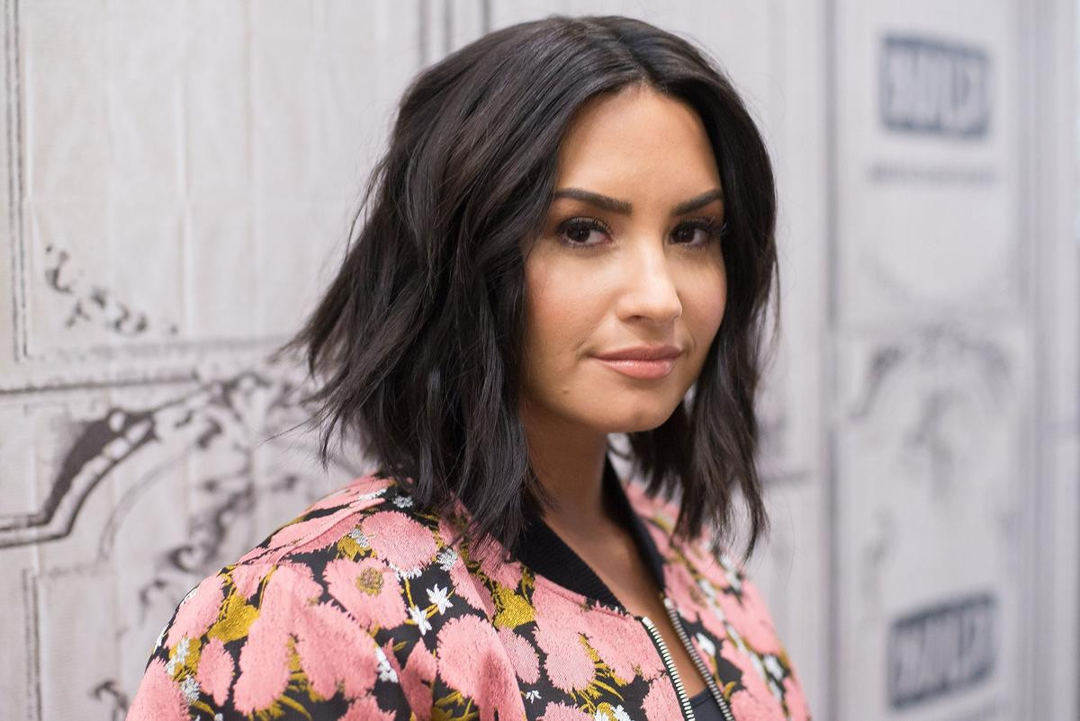 Hậu hủy hôn, có khả năng Demi Lovato sẽ khởi kiện hôn phu cũ Max Ehrich vì liên tục làm phiền Ảnh 8