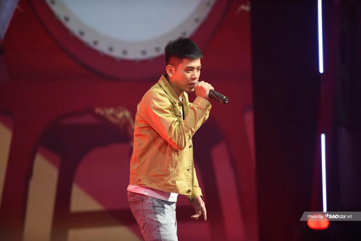 King Of Rap: Lona nỗ lực lật ngược thế cờ, tiếc gì cơ hội để một tài năng học hỏi và tỏa sáng? Ảnh 4