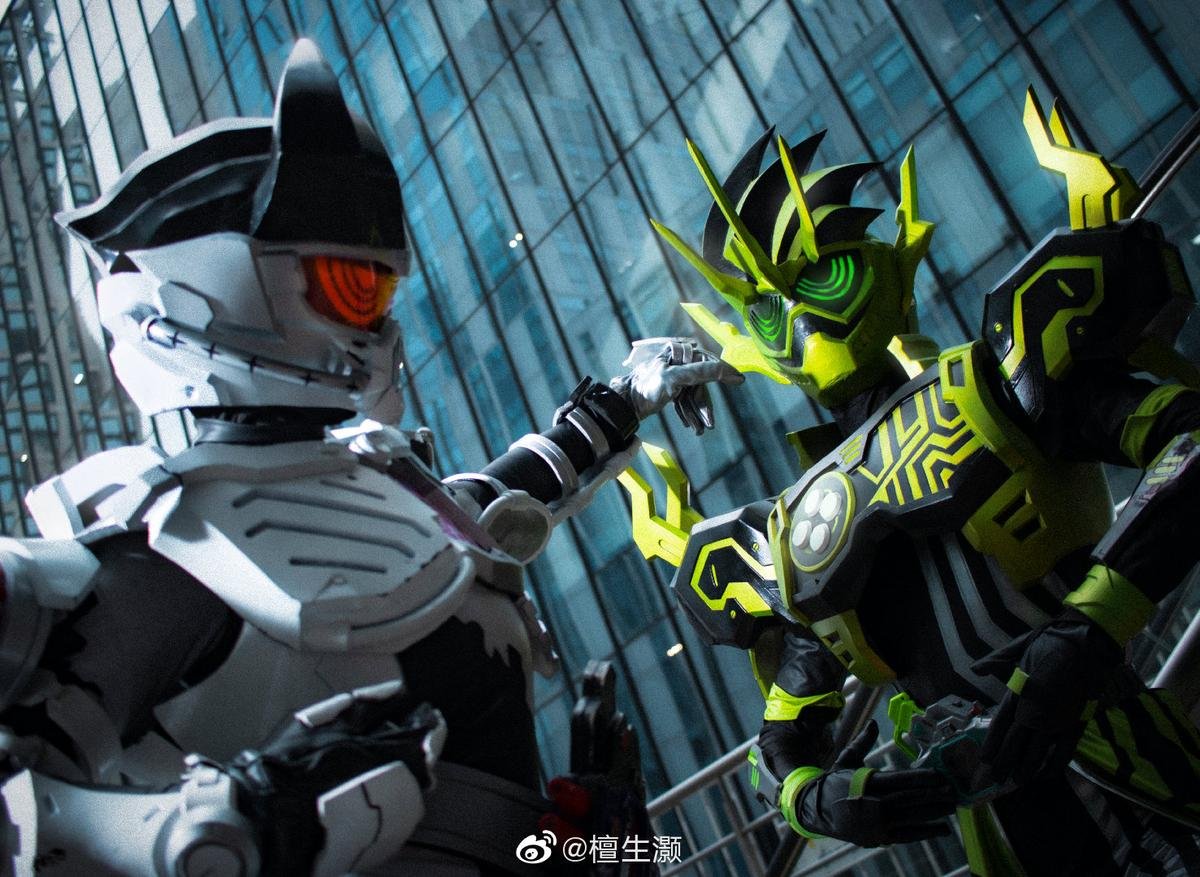 Trầm trồ với loạt ảnh cosplay cực ngầu về Kamen Rider Cronus trong Ex-Aid Ảnh 14