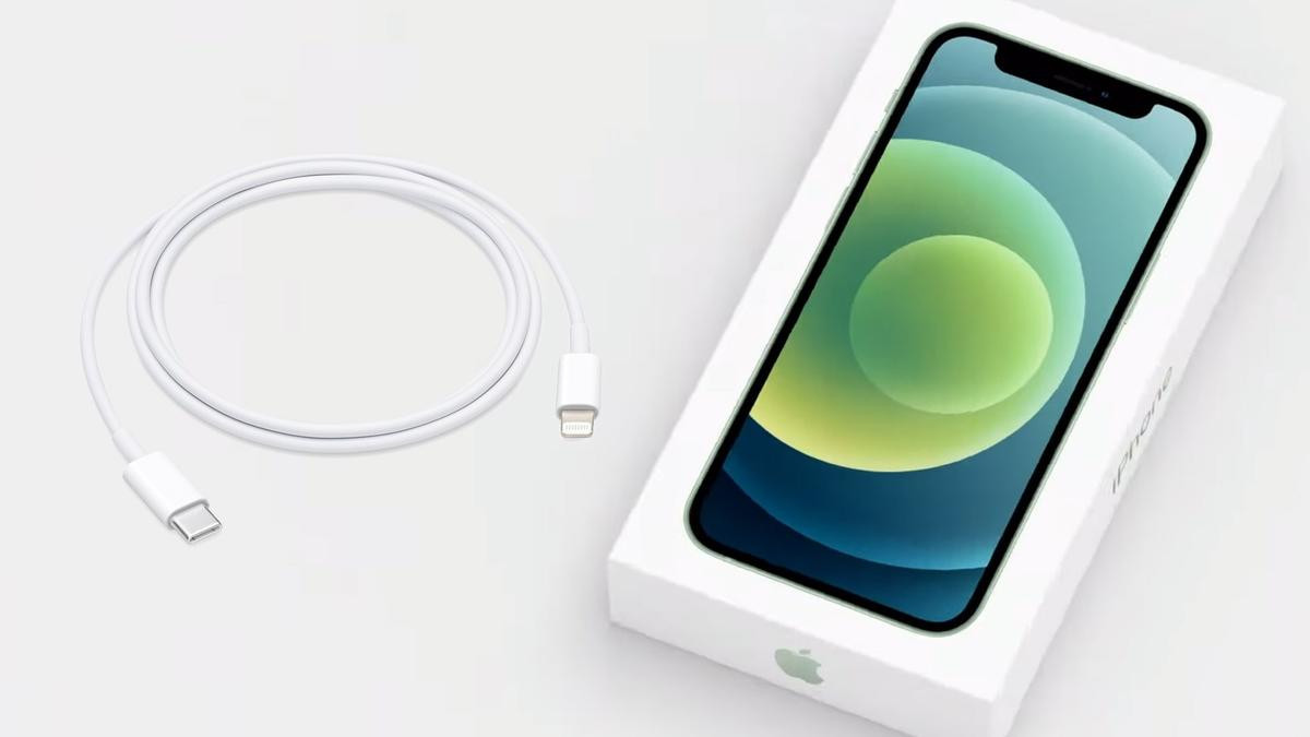 Xuất hiện video trên tay iPhone 12, cư dân mạng chê hộp mỏng và kém sang Ảnh 4