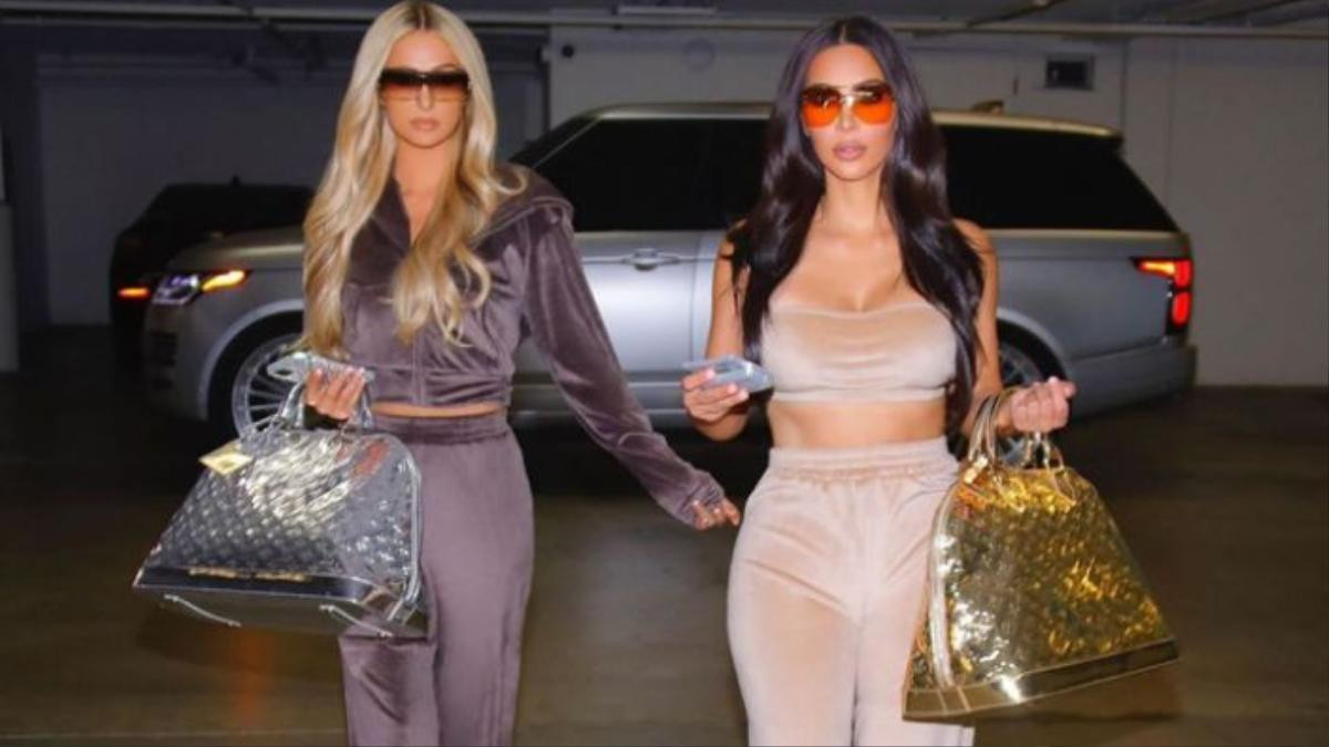 Kim Kardashian trông 'phèn' hẳn khi diện đồ đôi với Paris Hilton Ảnh 1