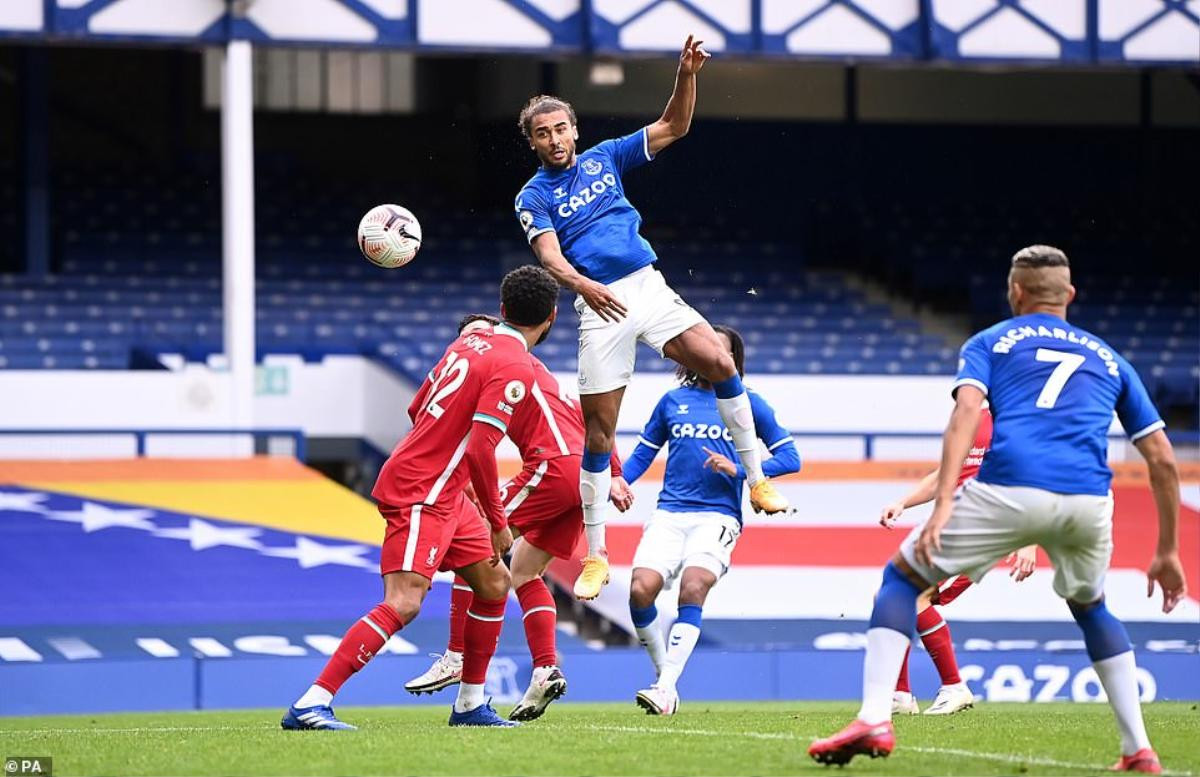 Everton 2-2 Liverpool: Chấn thương, thẻ đỏ và VAR trong trận derby kịch tính Ảnh 4