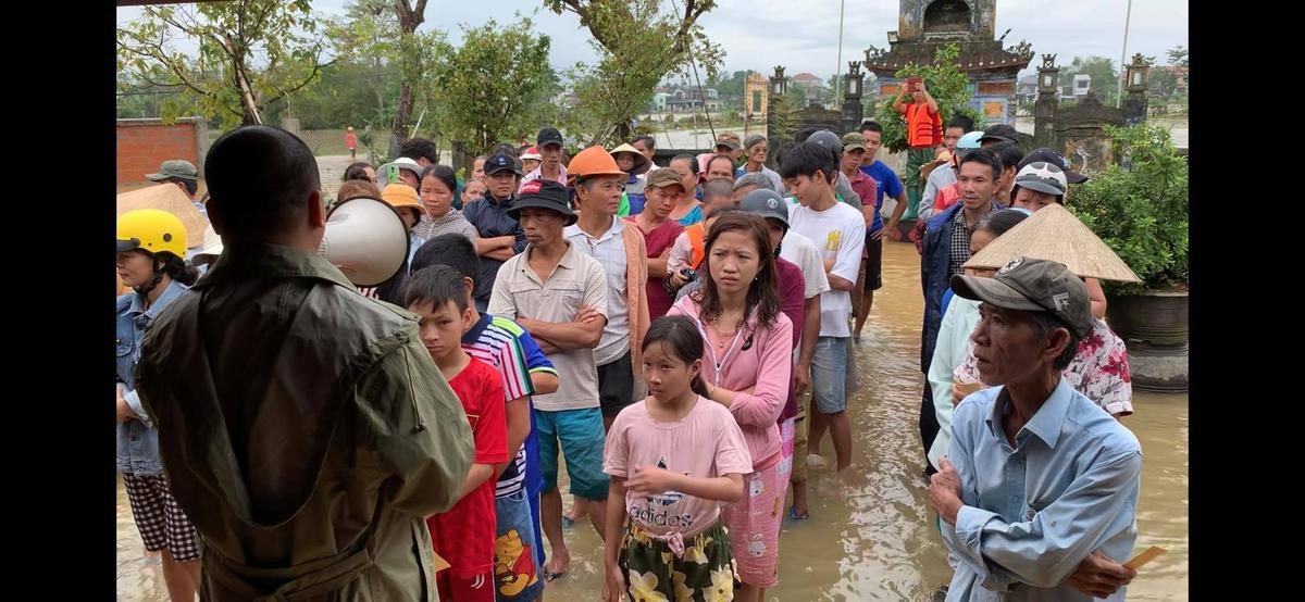 MC Phan Anh phản ứng ra sao khi bị dân mạng liên tục réo gọi bằng cái tên 'MC lũ'? Ảnh 3