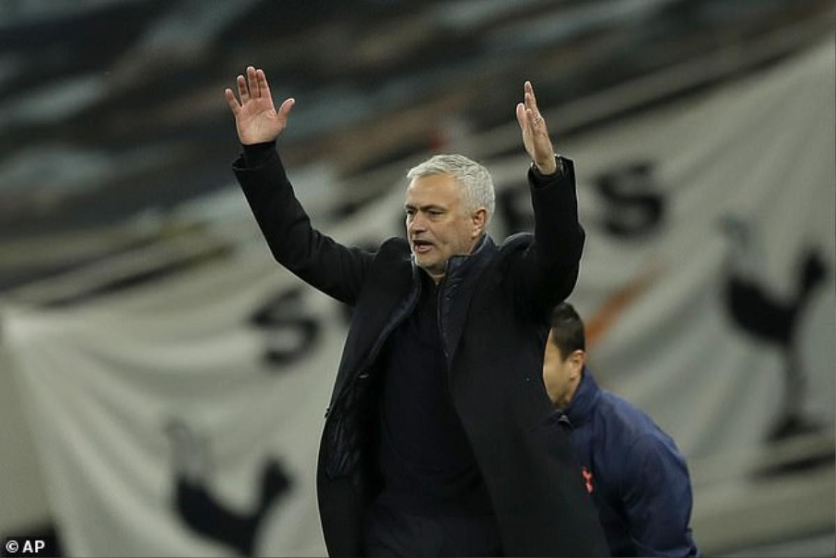 Jose Mourinho nói gì sau trận hòa nghiệt ngã của Tottenham? Ảnh 3