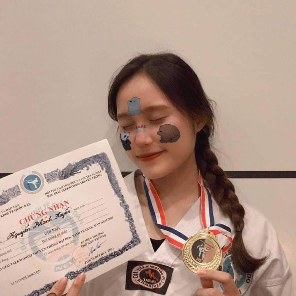 Dàn nữ sinh vừa sở hữu nhan sắc 'cực phẩm' vừa giỏi Taekwondo của đại học Kinh tế quốc dân Ảnh 6