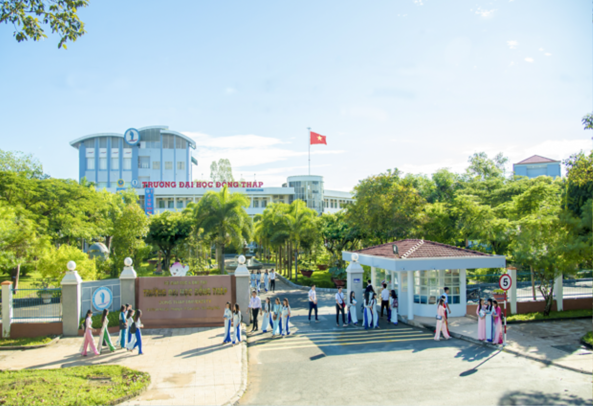 Nhiều Đại học giảm học phí, hỗ trợ tiền và kêu gọi quyên góp để giúp đỡ sinh viên vùng lũ lụt Ảnh 4