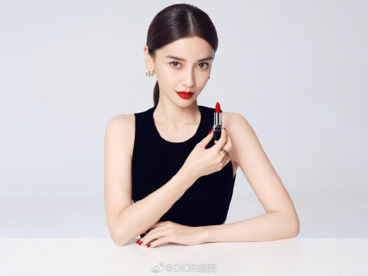 Gái một con Angelababy diện đồ cut-out khoe lưng trần gợi cảm hết nấc Ảnh 8