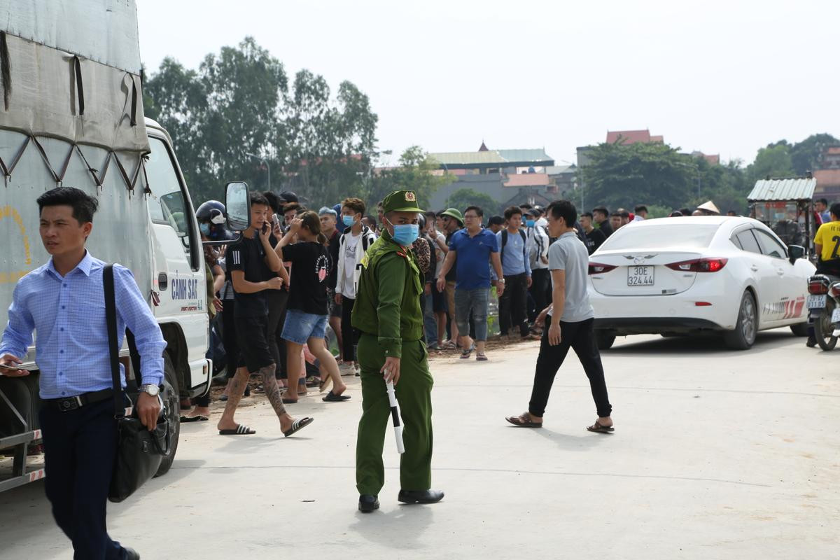 Đã tìm thấy thi thể nữ sinh học viện Ngân hàng bị cướp tài sản dưới sông Nhuệ cách hiện trường 5km Ảnh 5