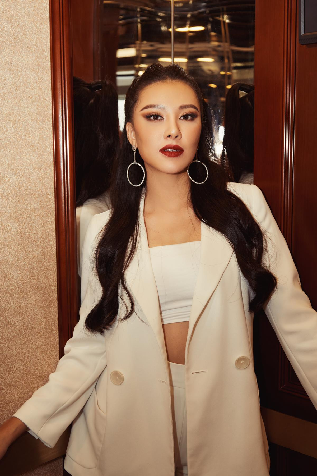 Dàn mỹ nhân Miss Universe Vietnam 2019 hội ngộ: Khánh Vân - Kim Duyên đọ sắc Hoàng Phương - Bích Tuyền Ảnh 5