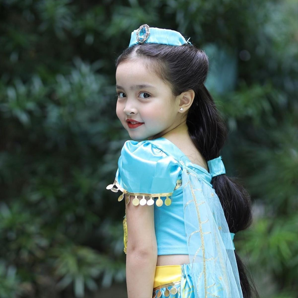 Con gái 'mỹ nhân đẹp nhất Philippines' Marian Rivera gây sốt khi cosplay công chúa Jasmine Ảnh 2