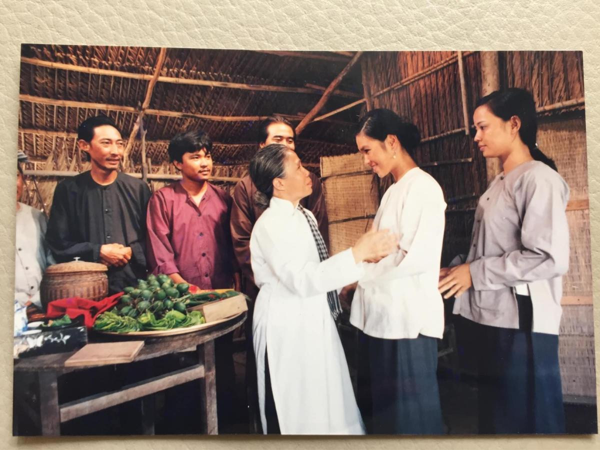 Nghệ sĩ Ánh Hoa: Năm tháng cuối đời, ngày ra đi ảm đạm đau thương qua lời kể người thân Ảnh 4