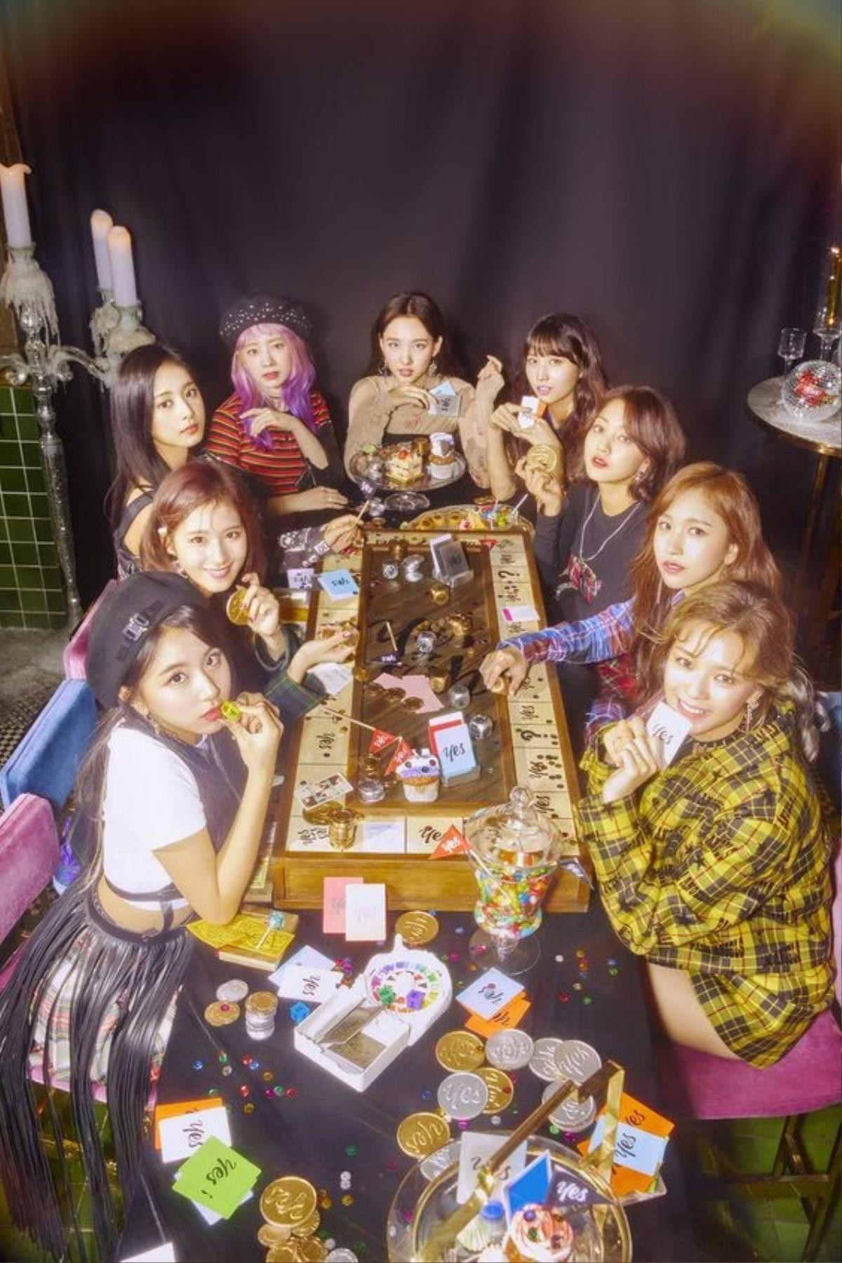 Fan 'há hốc' khi bài b-side trong album mới của TWICE 'bắt tai' đến không ngờ Ảnh 2