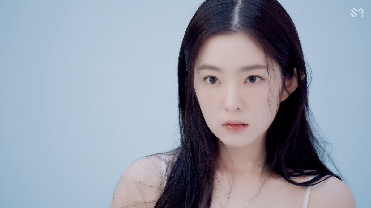 Lộ diện sau scandal: Irene (Red Velvet) 'buồn lãng mạn', hóa cô Tuyết 'Số đỏ' phiên bản Hàn! Ảnh 7